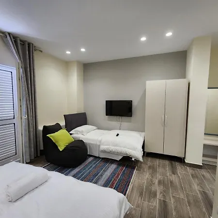 Llogora Dervishaliu 호텔 *